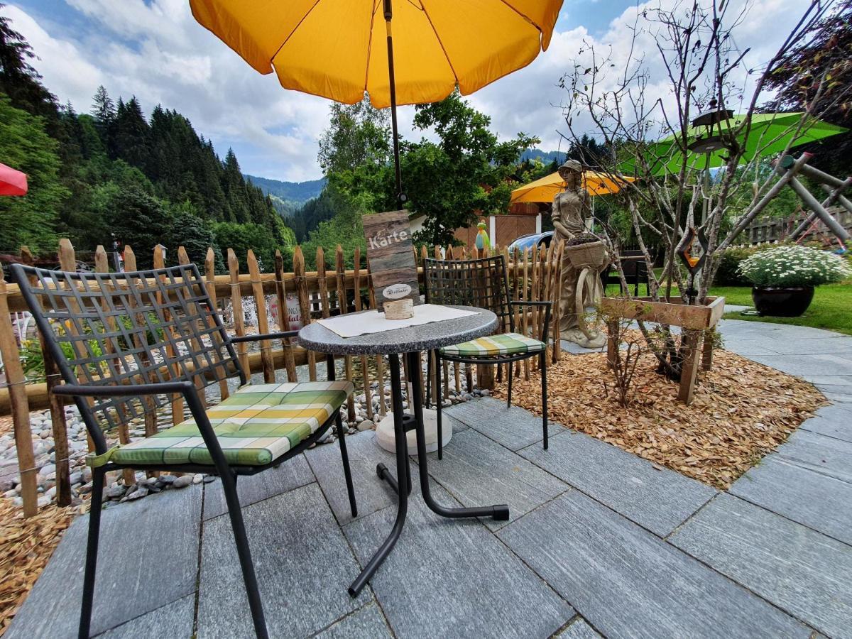 Traditionsgasthof Weissbacher アウフファッハ エクステリア 写真
